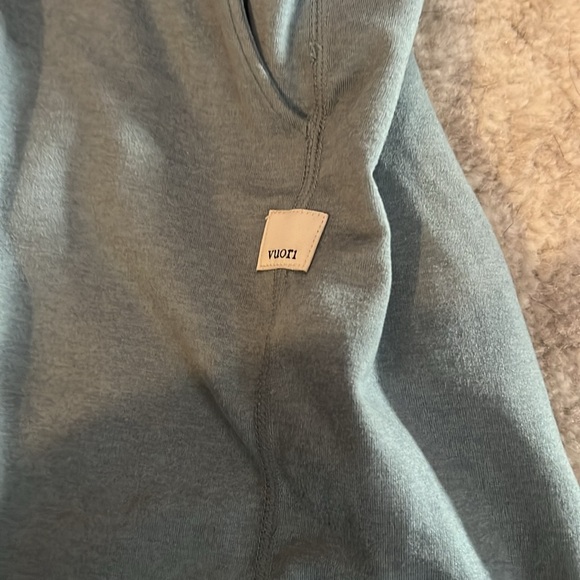 Vuori Boyfriend Short-Women's DreamKnit™ Short - Picture 2 of 3